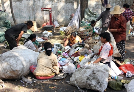 Why India's War On Informal Employment Is Harmful To Its Workers?
